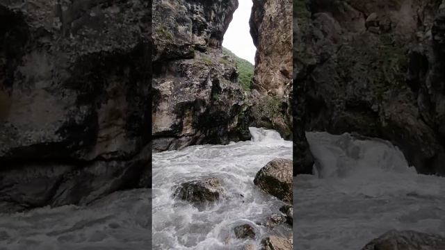 Это Кавказ. Осетия - прекрасна. #travel #путешествия #горы смотреть онлайн
