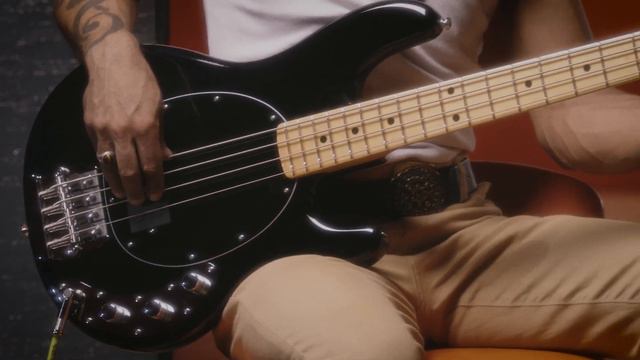 Ernie Ball Music Man: Retro '70s StingRay Bass In Black