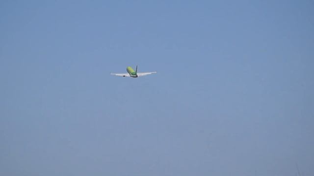 Уход на второй круг Embraer 170 а/к S7 в Нижнем Новгороде. смотреть онлайн