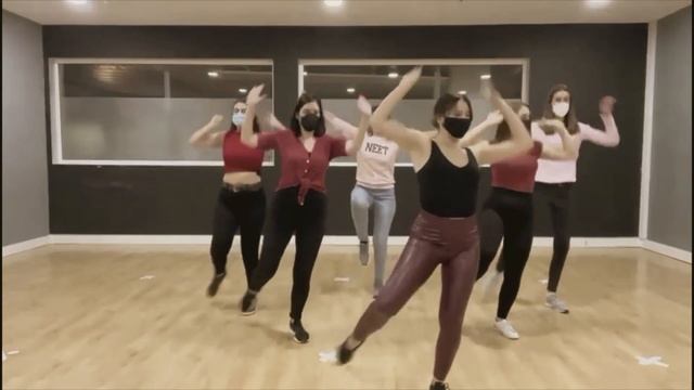 COREO BACHATA CHICAS KAY ONE, CRISTOBAL. Clases iniciación. смотреть онлайн