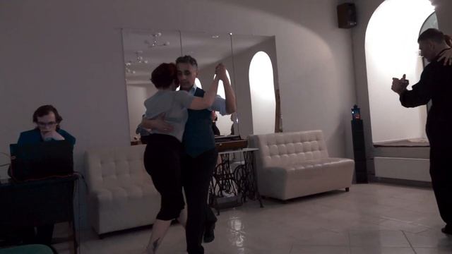 ESTRELLA milonga в Санкт-Петербурге: первый вечер в своём новом зале смотреть онлайн