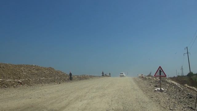 Азербайджан. Переход из Дагестана. Первые впечатления от страны. Дорога после границы смотреть онлайн