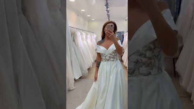 Свадебное платье Camelia от Карлози смотреть онлайн
