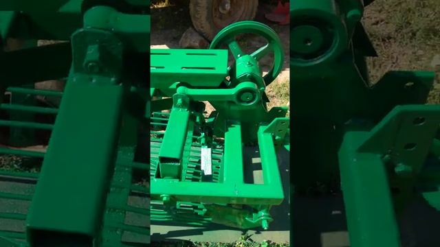 Самодельная картофелекопалка для минитрактора Финал!!!! смотреть онлайн