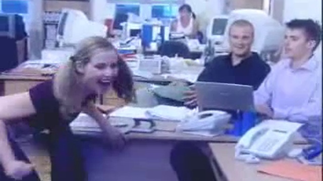 Девки в стрингах на работе! смотреть онлайн