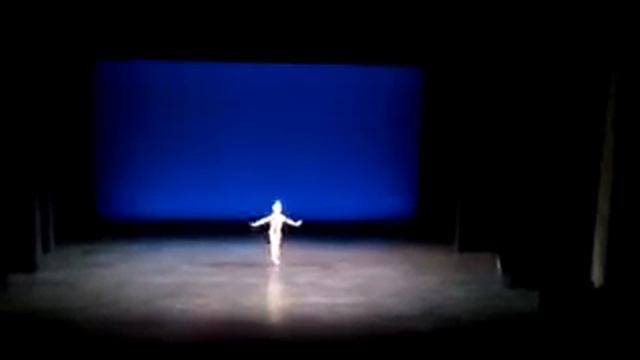 Bronze Idol | NetworkDance смотреть онлайн