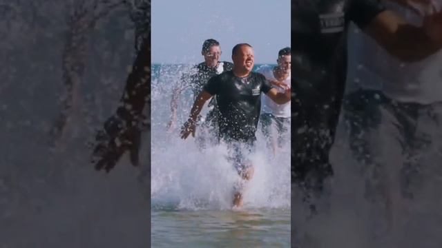 Южные Волнения! Лежим на пляже 🌴 🌴 🌴! Херсонская область! Украина!!! смотреть онлайн