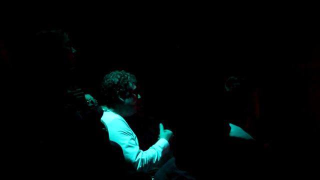 Фрагменты спектакля театра "Манекен" - "В ХОРОШУЮ ПОГОДУ ВИДНА ЛУНА". смотреть онлайн