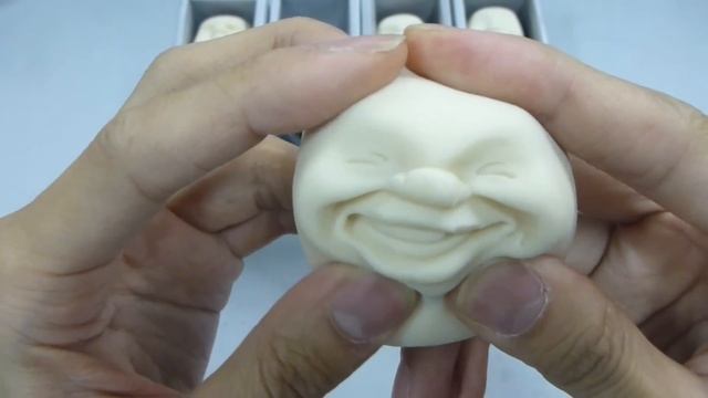 CAOMARU STRESS RELIEVER FACE BALL смотреть онлайн