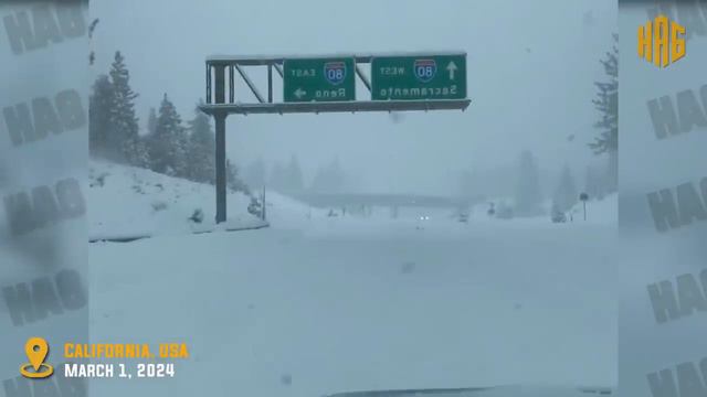 A few minutes ago in California! Many cars buried in ice, blizzard in Lake Tahoe, USA смотреть онлайн