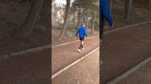 ОСНОВЫ ТЕХНИКИ БЕГА ДЛЯ НАЧИНАЮЩИХ. УЧИМСЯ ПРАВИЛЬНО БЕГАТЬ.