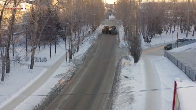 На уборку и вывоз снега привлечена помощь предприятий и организаций округа смотреть онлайн