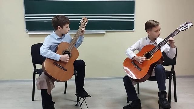 В.Козлов Обр.И.Кузмицкого "Весёлый клоун" исп. дуэт гитаристов Духович Георгий и Карпик Марк смотреть онлайн