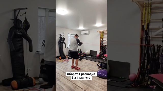 Функциональная тренировка на выносливость и сгонку веса. Круговая тренировка на все тело. смотреть онлайн