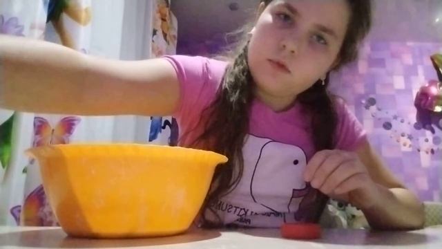 делаем ньютоновскую жидкость и Ставим над ней эксперименты смотреть онлайн