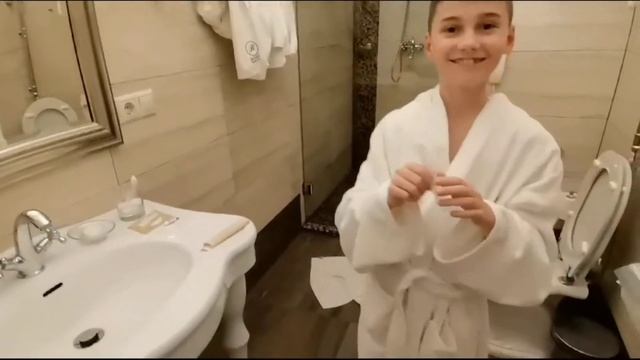 Санкт Петербург. Поездка на каникулы. смотреть онлайн