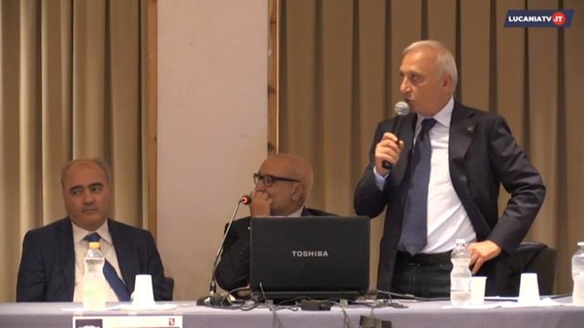 curvatura Biomedica se ne parla a Lauria all'Isis Miraglia смотреть онлайн