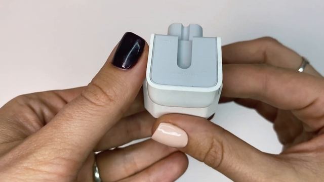 EU-PLUG Переходник для блока питания Apple EURO PLUG. смотреть онлайн