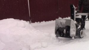 Чистим снег снегоуборщик интерскол смб 650э