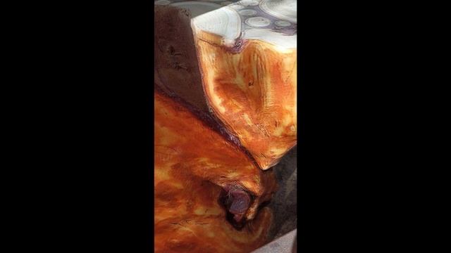 стол из пня с эпоксидной смолой смотреть онлайн
