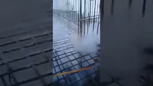 Удаление снега и наледи перед бетонированием фундаментной плиты смотреть онлайн