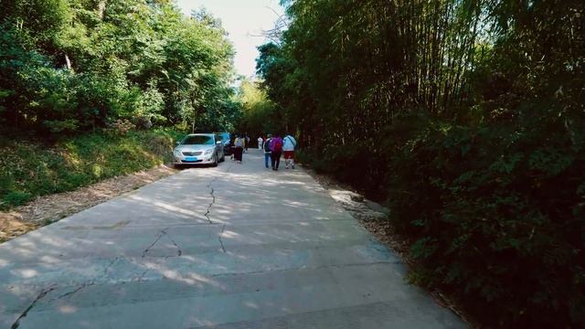 Walking in Golden Temple (Kunming,Yunnan,China)/昆明金殿漫步-4K смотреть онлайн