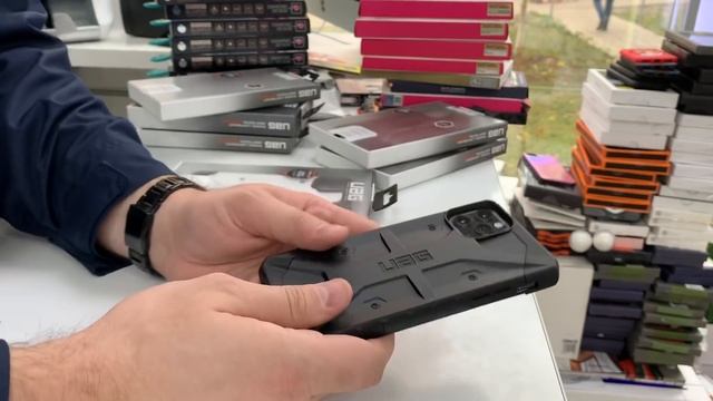 Защищаем IPhone 11 Pro Max - противоударные чехлы UAG