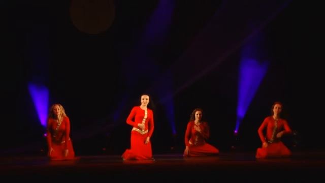 Ираки. Группа. Музыкально-танцевальный спектакль "Босиком по млечному пути". смотреть онлайн