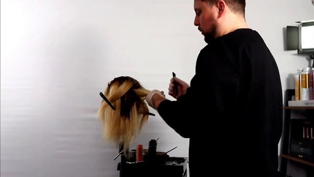 Braided Balayage - Reverse Ombre - Blonde Balayage Technique NEW HAIR COLOR TREND 2023 смотреть онлайн