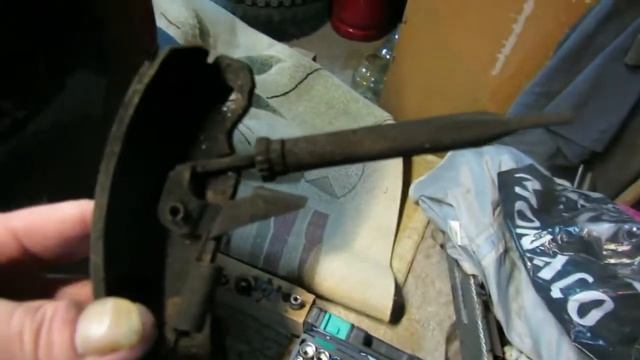 Меняем ступичные подшипники и задние барабаны смотреть онлайн