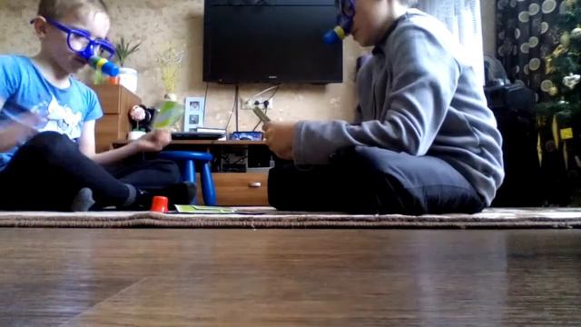 Играем в FIBBER с видеоблогером GrazyPlay смотреть онлайн