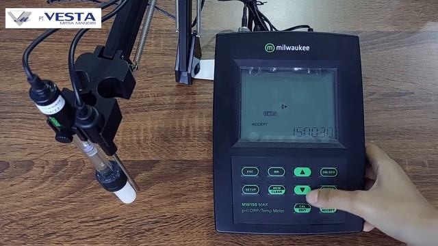 UNBOXING | CALIBRATION | HOW TO USE - PH/ORP/TEMP METER - MILWAUKEE - MW150 MAX смотреть онлайн