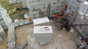 Как и чем пилить газоблок/пеноблок. Сравнение сабельных пил AEG и Энкор. U-блок из газоблока.