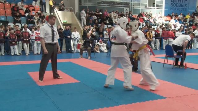 A 047 Хомутов Илья - Стариков Карен смотреть онлайн