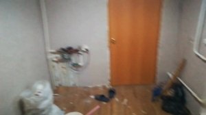 Наша работа/ Поклеили обои на  лестничном марше