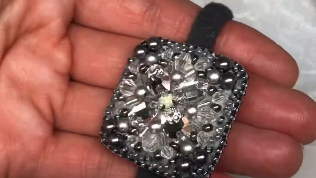 Резинка для волос из бисера ручная работа | аксессуары для волос | модные украшения ручной работы | смотреть онлайн