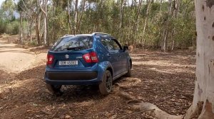 Suzuki Ignis "Offroad" (2-Wheel Drive)