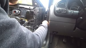 Ремонт ограничителей дверей за 1000р. на\\KIA SPECTRA