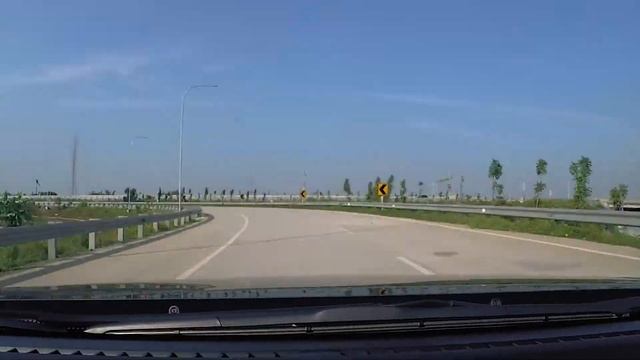FOTO MAZDA 3 DI BANDARA | VLOG 2 смотреть онлайн