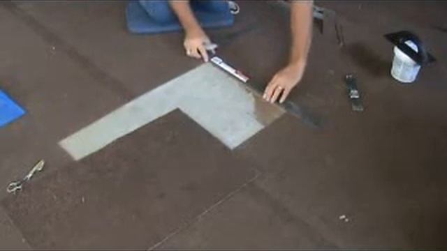 Installing a gluedown carpet patch: checking the fit смотреть онлайн