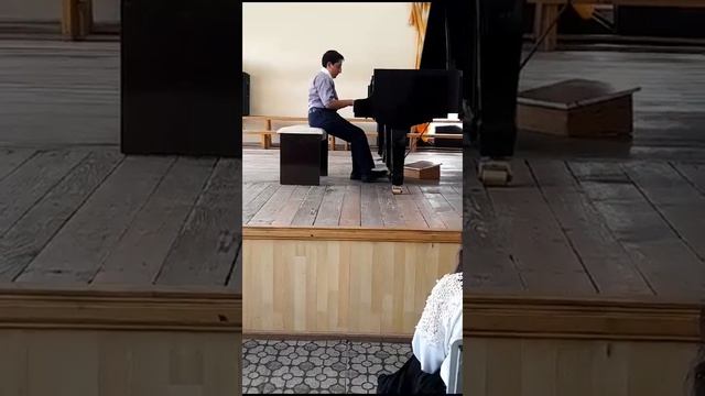 Eugen Doga - Gramofon Waltz Arman Avetisyan смотреть онлайн