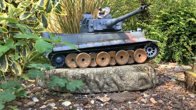 RC Tank Crawling (Though Tank Commander Wants To Get Off 100%)😫 смотреть онлайн