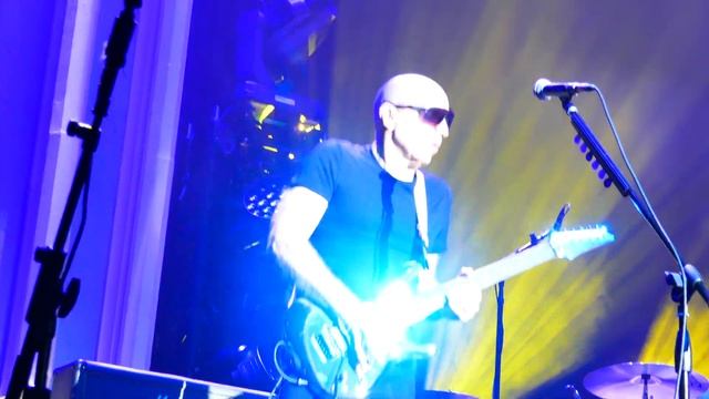 Joe Satriani - Blue Foot Groovy - Live at Asbury Hall - Buffalo, New York - 2022 смотреть онлайн