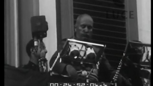 Il discorso del Duce a Bari - Inaugurazione della V Fiera del Levante