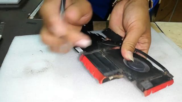 How to clean a Laptop Cooling Fan - Asus GL504GM Gaming ?? смотреть онлайн
