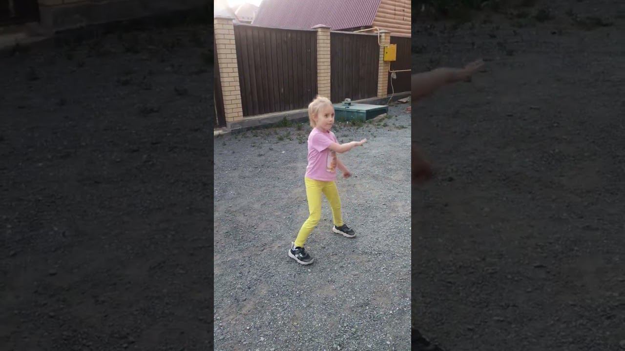 crazy dance #shorts смотреть онлайн