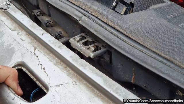 Rear Bumper Removal and Refitting - Nissan Micra K12 смотреть онлайн