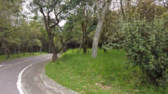Парк Итчимбия в Кито (Itchimbía Quito). Парк на возвышенности, с которого открывается отличный вид. смотреть онлайн
