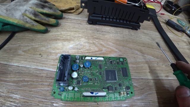 Opel Corsa D 2008 U2117  CarPass