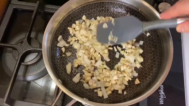 Фаршировані печериці. Рецепт для святкового столу. смотреть онлайн